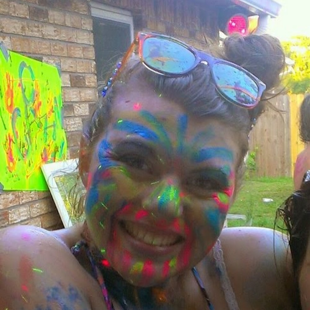 Meet your Posher, Ms.loco.